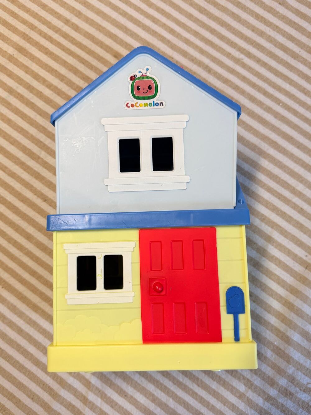 CoComelon Deluxe Family House Playset Musical Toy